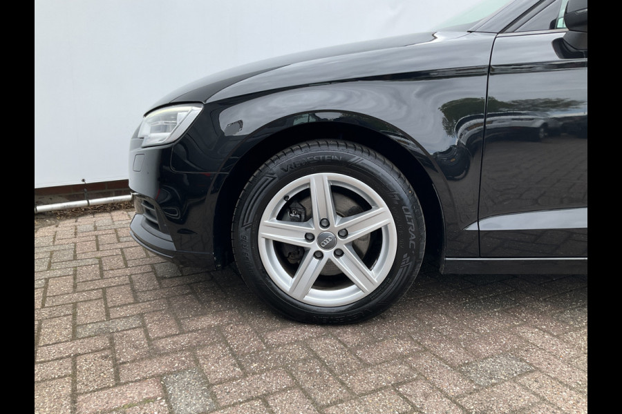 Audi A3 Limousine 30 1.6 TDI Pro Line Navi BT Trekhaak Onderhouden!