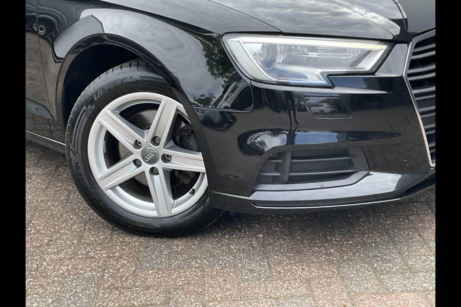 Audi A3 Limousine 30 1.6 TDI Pro Line Navi BT Trekhaak Onderhouden!