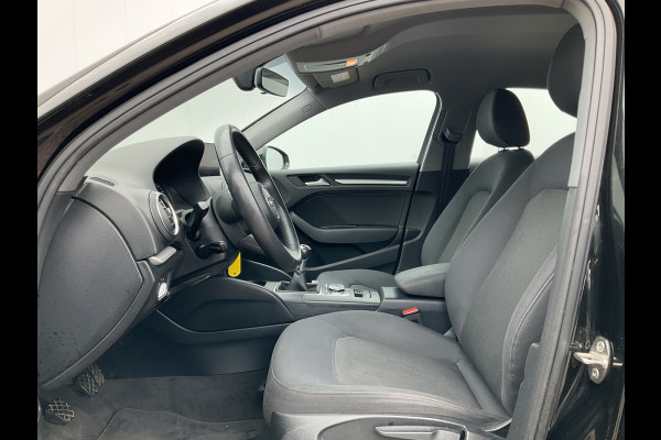 Audi A3 Limousine 30 1.6 TDI Pro Line Navi BT Trekhaak Onderhouden!
