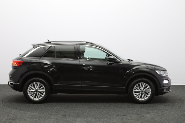 Volkswagen T-Roc 1.0 TSI Style, Adap. Cruise Control, Climate Control, Trekhaak