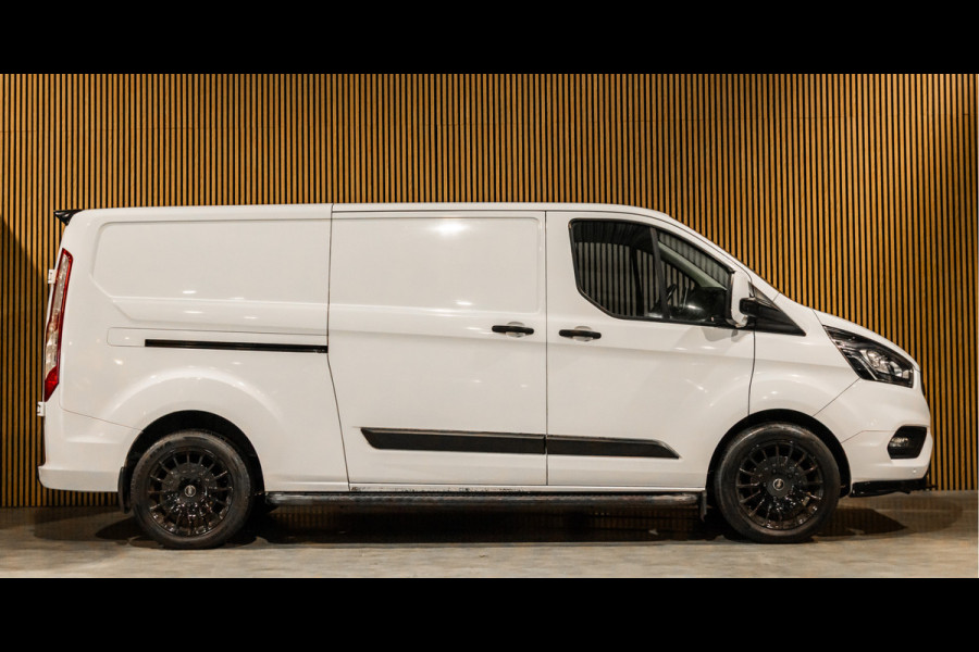 Ford Transit Custom 300 2.0 TDCI L2H1 | CarPlay | Camera | Cruise control | PDC V+A | Trekhaak | Raptor Edition | Nieuwe APK | Onderhoudsbeurt