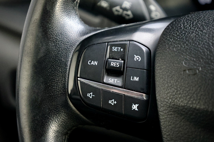 Ford Transit Custom 300 2.0 TDCI L2H1 | CarPlay | Camera | Cruise control | PDC V+A | Trekhaak | Raptor Edition | Nieuwe APK | Onderhoudsbeurt