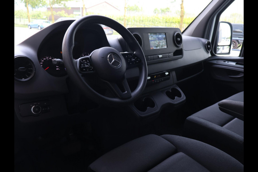 Mercedes-Benz Sprinter 317 CDI 170 PK AUT. L3H2 DUBBEL CABINE 6-PERS. + NAVIGATIE | CAMERA | CARPLAY | TREKHAAK