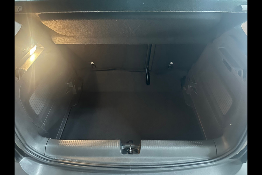 Opel Crossland 1.2 Turbo Elegance| Navi | PDC V+A | LED | Stoel/stuurverwarming | CarPlay | Winterpakket