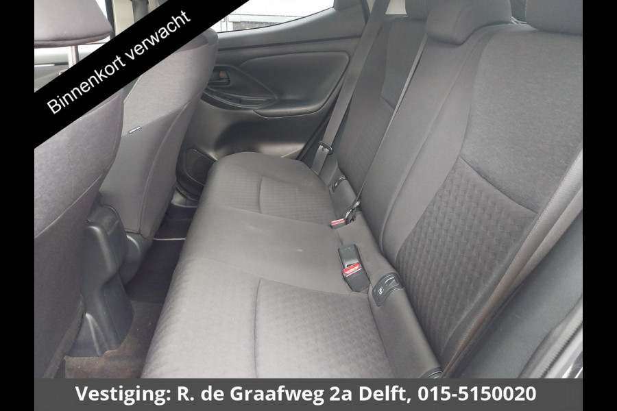 Toyota Yaris 1.5 Hybrid Black Edition | Apple Carplay & AndroidAUTO | Camera | Privacy Glass |