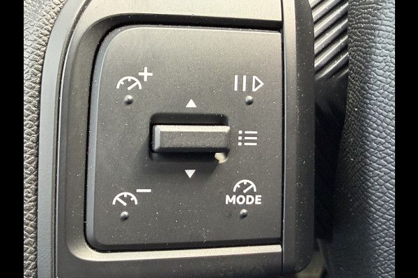 Citroën C3 100pk You (Airco - Parkeersensoren - LED - Cruise Controle)