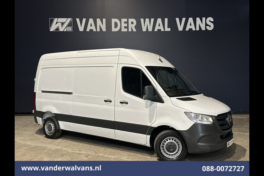 Mercedes-Benz Sprinter 314 CDI 143pk L2H2 Euro6 Airco | Camera | Apple Carplay | Android Auto Parkeersensoren, Bijrijdersbank