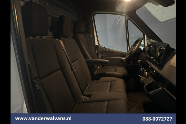 Mercedes-Benz Sprinter 314 CDI 143pk L2H2 Euro6 Airco | Camera | Apple Carplay | Android Auto Parkeersensoren, Bijrijdersbank