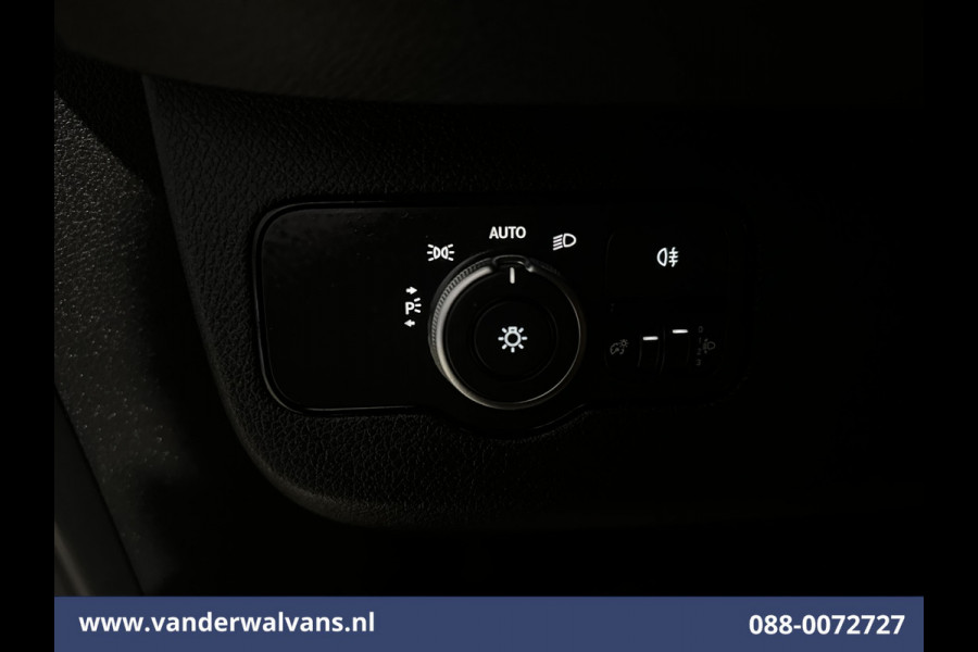 Mercedes-Benz Sprinter 314 CDI 143pk L2H2 Euro6 Airco | Camera | Apple Carplay | Android Auto Parkeersensoren, Bijrijdersbank