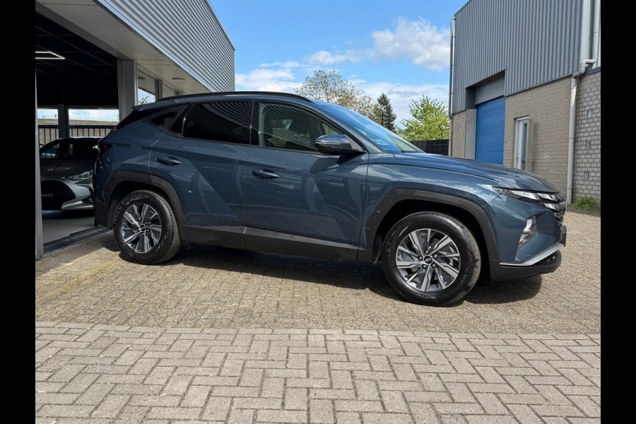 Hyundai Tucson 1.6 T-GDI MHEV Comfort 180 Pk | Navi-Carplay | Clima | Camera | Cruise | 17".