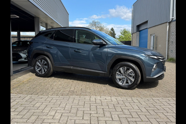 Hyundai Tucson 1.6 T-GDI MHEV Comfort 180 Pk | Navi-Carplay | Clima | Camera | Cruise | 17".