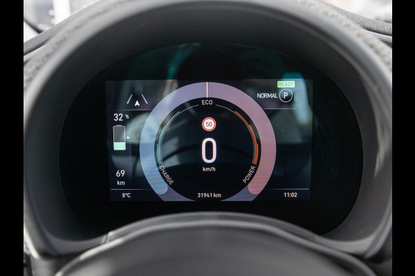 Fiat 500E La Prima 42 kWh | Clima | Leder | 17" | Winter Pack | Apple Carplay | BSM |