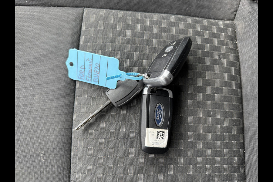 Ford E-Transit 68kWh 184PK L2H2 316km WLTP 95,4% (SOH) Climate Control Cruise Control CarPlay Navigatie Parkeersensoren v+a
