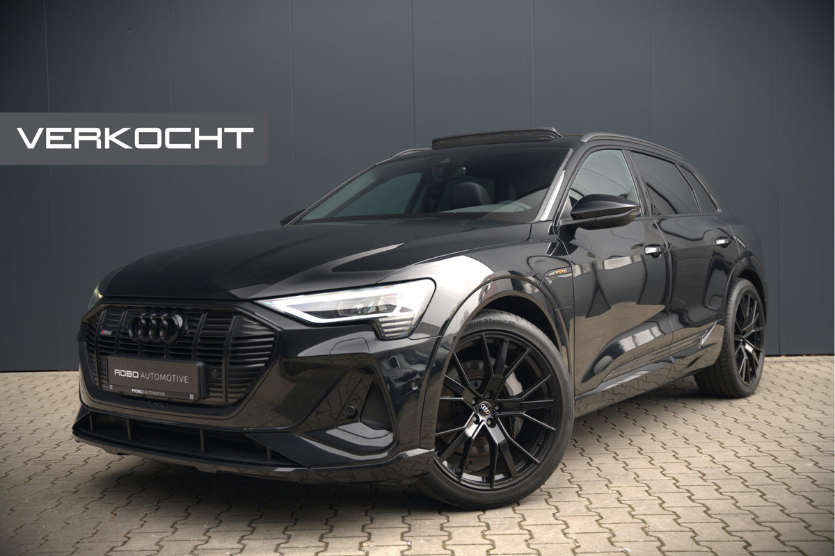 Audi e-tron e-tron 50 quattro Launch edition Black 71 kWh S-Line | Panoramadak | Stoelverwarming | Adaptive Cruise Control | Memory Seat | Parkeersensoren | Keyless | Apple Carplay