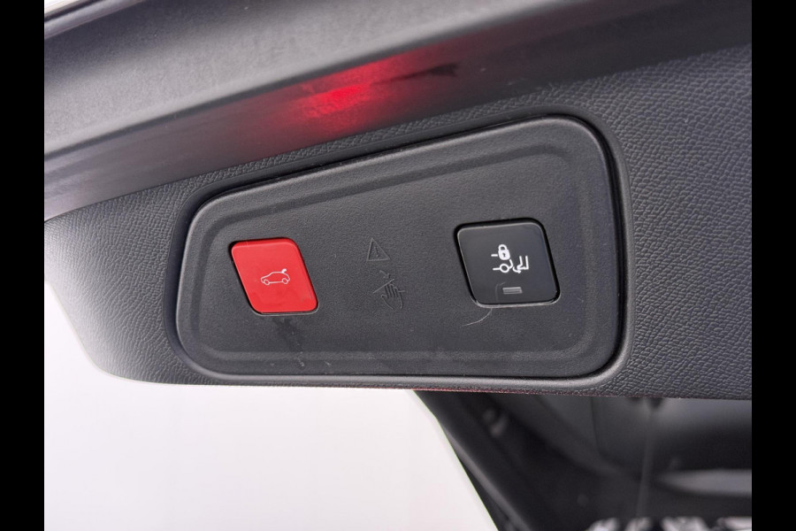 Peugeot 3008 1.6 HYbrid 225 GT Pack Business VAN: 25.900,- VOOR: 22.877,- UW WKVOORDEEL: 3.023,- | BLACK PACK | BOMVOL!! | ELKT. ACHTERKLEP | STOELVERWARMING | APPLECARPLAY | RIJKLAAR MET 12 MND BOVAG GARANTIE | ACHTERUITRIJ CAMERA | ADAP. CRUISE | DODE HOEK |