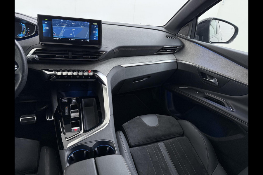Peugeot 3008 1.6 HYbrid 225 GT Pack Business VAN: 25.900,- VOOR: 22.877,- UW WKVOORDEEL: 3.023,- | BLACK PACK | BOMVOL!! | ELKT. ACHTERKLEP | STOELVERWARMING | APPLECARPLAY | RIJKLAAR MET 12 MND BOVAG GARANTIE | ACHTERUITRIJ CAMERA | ADAP. CRUISE | DODE HOEK |