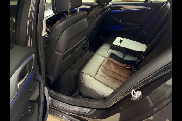 BMW 5 Serie 530i xDrive High Executive|Schuifdak|Memory|Trekhaak|