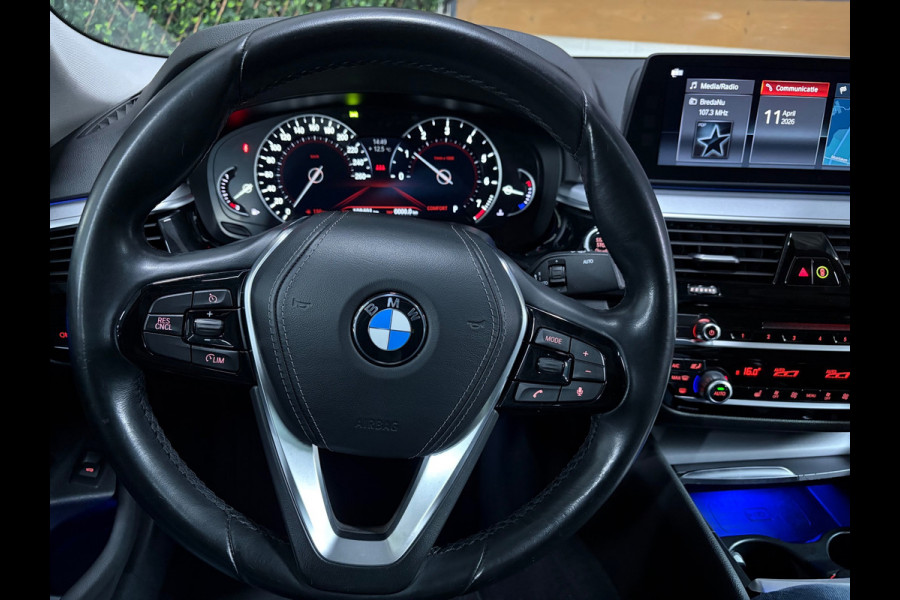 BMW 5 Serie 530i xDrive High Executive|Schuifdak|Memory|Trekhaak|