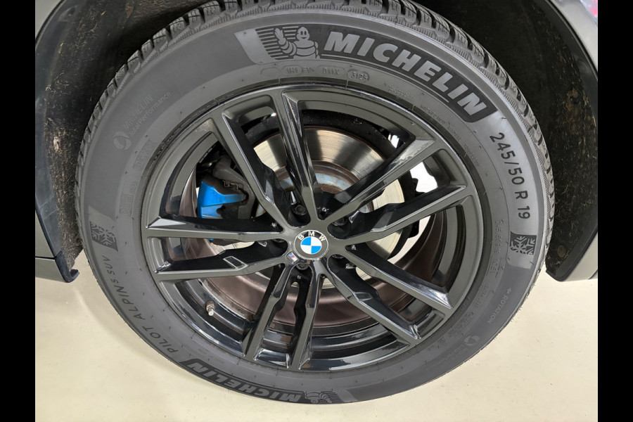 BMW X3 XDrive20i High Executive|M-Sport|HUD|Leder|19”|