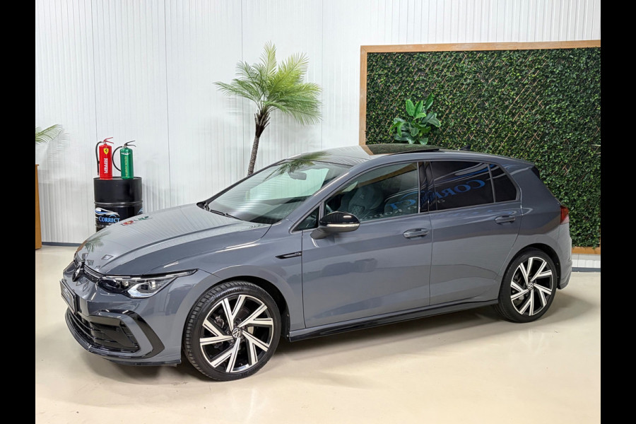 Volkswagen Golf 1.5 eTSI R-Line|IQ|Pano|ACC|Alarm|Keyless|Trekhaak