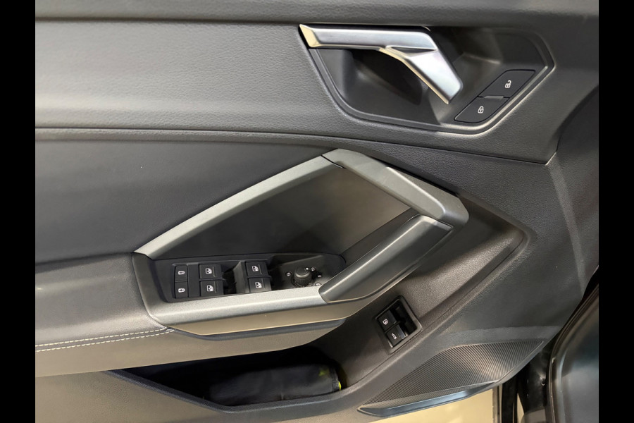Audi Q3 Sportback 45 TFSI e S Edition S-Line|Pano|Trekhaak|ACC|
