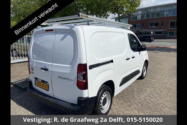 Toyota PROACE CITY 1.5 D-4D Navigator | Apple carplay/ Andoid auto | Navigatie | Achteruitrijcamera |