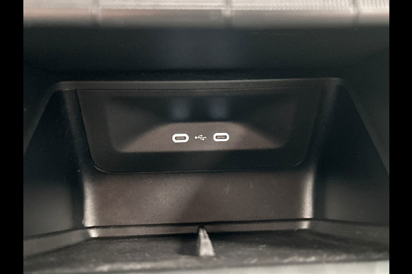 Škoda ENYAQ iV 80 Business Edition | SOH 97 % | Apple/Carplay | Camera | Stuurwiel/Verwarming