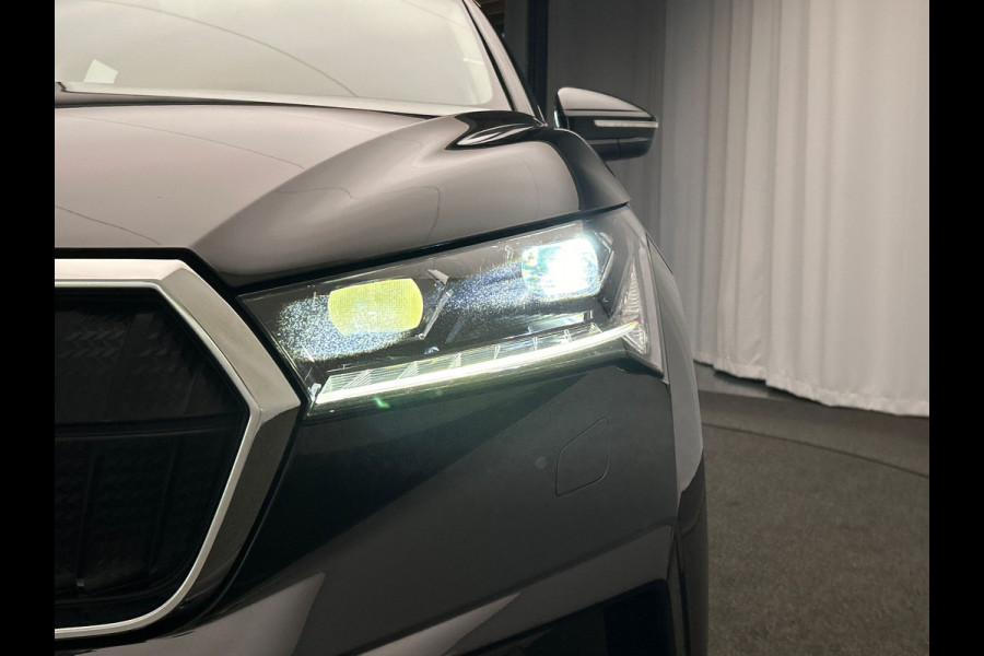 Škoda ENYAQ iV 80 Business Edition | SOH 97 % | Apple/Carplay | Camera | Stuurwiel/Verwarming