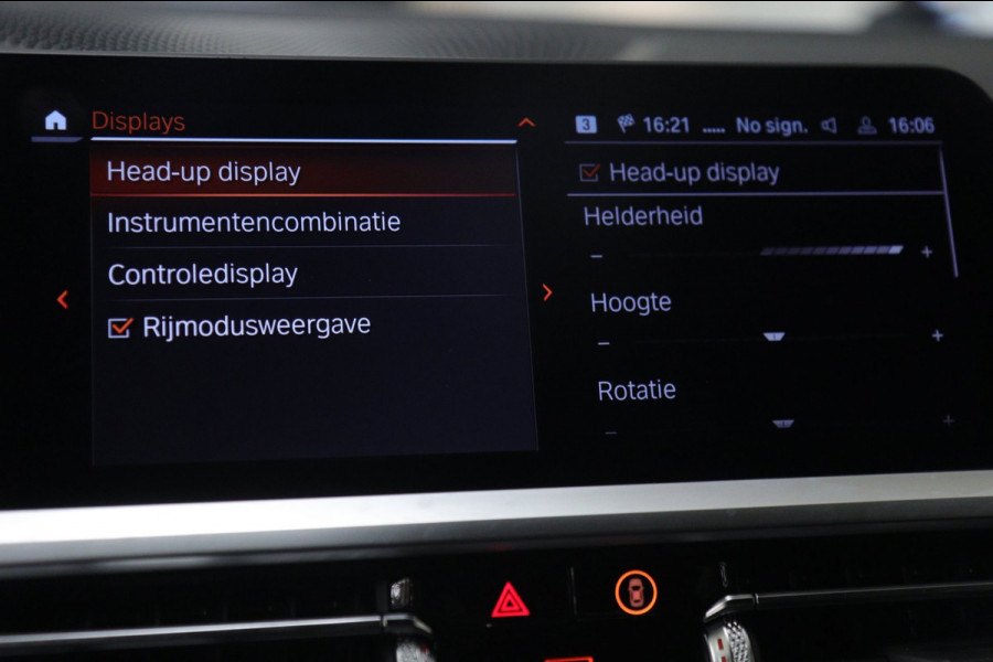 BMW 3-serie 330i High Executive M-PAKKET PANO/CARPLAY/SFEER/HK/HUD/VOL