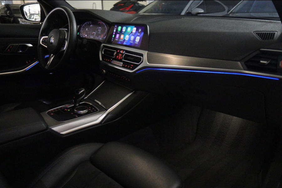 BMW 3-serie 330i High Executive M-PAKKET PANO/CARPLAY/SFEER/HK/HUD/VOL