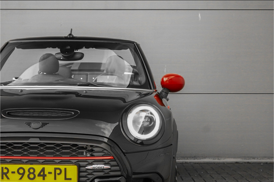 MINI Cabrio 2.0 John Cooper Works HUD H&K ACC Stuurwielverw Camera 18"