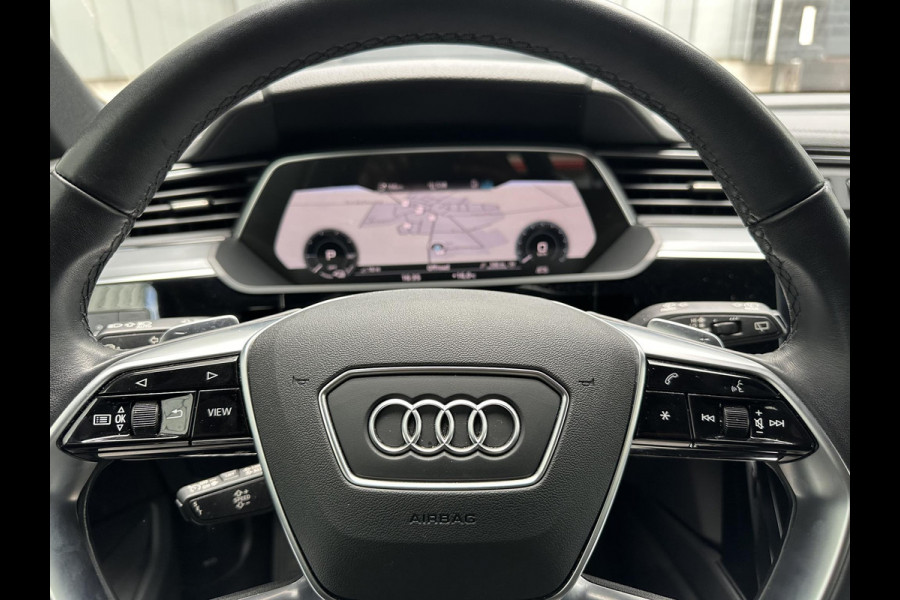 Audi e-tron 55 quattro edition 95 kWh | SOH 88,6% | Trekhaak 1800kg |  Navi | Camera | LED | Privacy Gals |