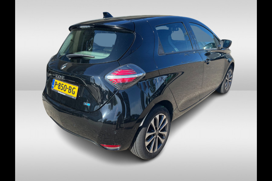 Renault ZOE R135 Intens 52 kWh / Camera / CarPlay / Warmtepomp / Keyless / 16'' / Half leder / Dodehoek / Stuur+Stoelverwarming / DAB / Cruise Control