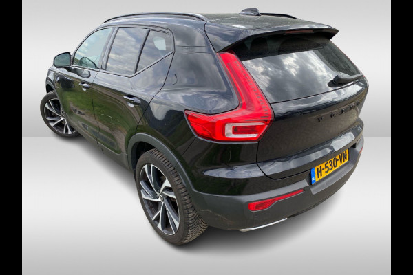 Volvo XC40 1.5 T5 Twin Engine Inscription R-Design / Full option! / Trekhaak / Panoramadak / 360Camera / Leder / Harman Kardon / 20'' / CarPlay / Stuur+Stoelverwarming / Bliss / Dodehoek / Cruise Control