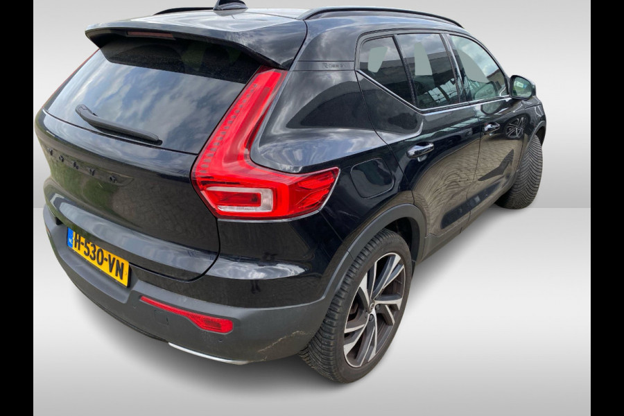 Volvo XC40 1.5 T5 Twin Engine Inscription R-Design / Full option! / Trekhaak / Panoramadak / 360Camera / Leder / Harman Kardon / 20'' / CarPlay / Stuur+Stoelverwarming / Bliss / Dodehoek / Cruise Control
