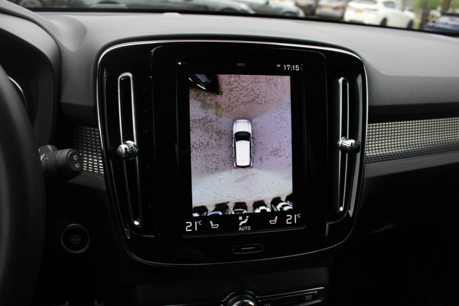 Volvo XC40 1.5 T5 Recharge Inscription / Trekhaak / 360Camera / Leder&Alcantara / 19'' / Keyless / CarPlay / LED / DAB / Stoel+Stuurverwarming / ACC