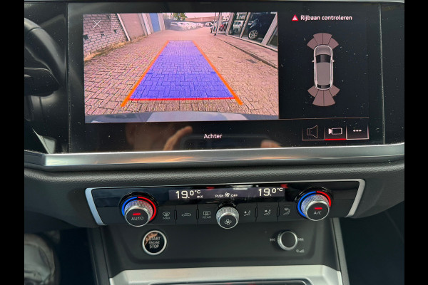 Audi Q3 Sportback 45 TFSI e S Edition 245 Pk | Navigatie | Camera | ACC | Clima | Side asist | Trekhaak | 20"Licht metaal.