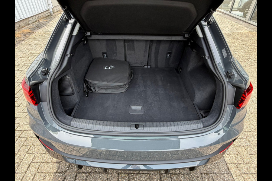 Audi Q3 Sportback 45 TFSI e S Edition 245 Pk | Navigatie | Camera | ACC | Clima | Side asist | Trekhaak | 20"Licht metaal.