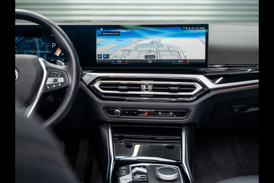 BMW 4 Serie Cabrio 420i High Executive | Sportleder | Camera | Harman | Laser | Head-up