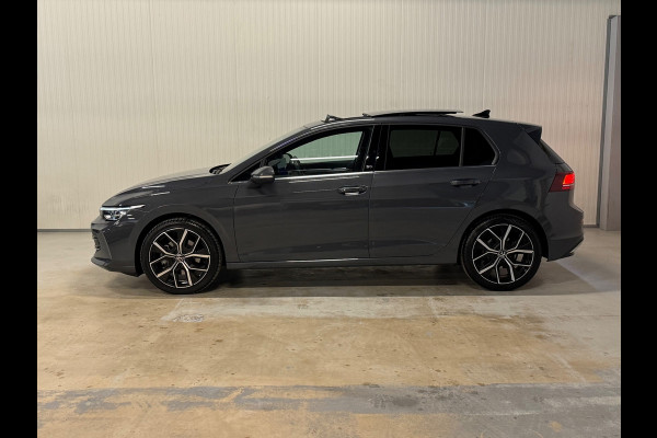 Volkswagen Golf 1.5 eTSI R-Line Edition | 50 JAHRE | FACELIFT | PANO | HUD | TREKHAAK
