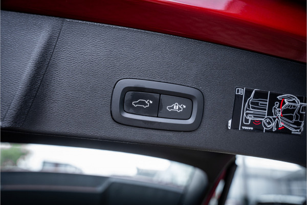 Volvo XC40 1.5 T4 Recharge Inscription Expression ** Memory ** Camera ** Winter-line ** Carplay ** DAB