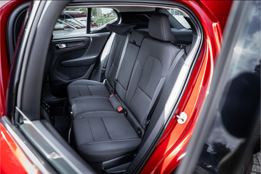 Volvo XC40 1.5 T4 Recharge Inscription Expression ** Memory ** Camera ** Winter-line ** Carplay ** DAB
