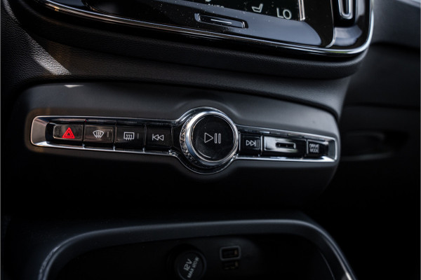 Volvo XC40 1.5 T4 Recharge Inscription Expression ** Memory ** Camera ** Winter-line ** Carplay ** DAB