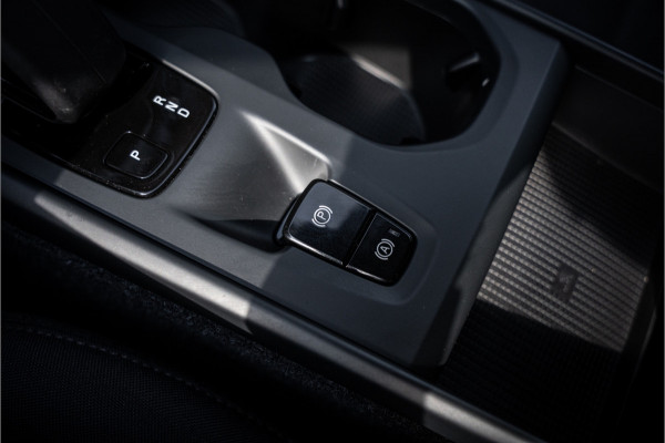 Volvo XC40 1.5 T4 Recharge Inscription Expression ** Memory ** Camera ** Winter-line ** Carplay ** DAB