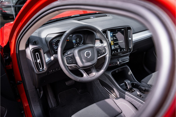 Volvo XC40 1.5 T4 Recharge Inscription Expression ** Memory ** Camera ** Winter-line ** Carplay ** DAB