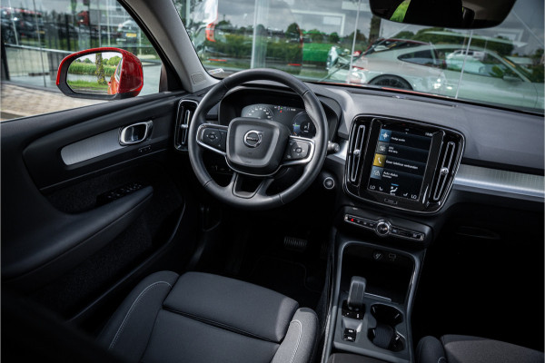 Volvo XC40 1.5 T4 Recharge Inscription Expression ** Memory ** Camera ** Winter-line ** Carplay ** DAB