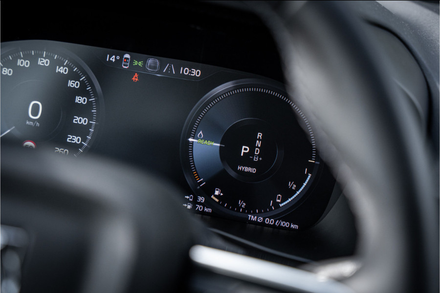 Volvo XC40 1.5 T4 Recharge Inscription Expression ** Memory ** Camera ** Winter-line ** Carplay ** DAB