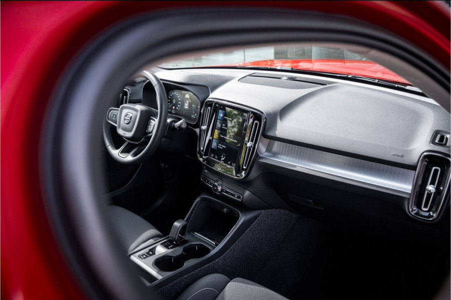 Volvo XC40 1.5 T4 Recharge Inscription Expression ** Memory ** Camera ** Winter-line ** Carplay ** DAB