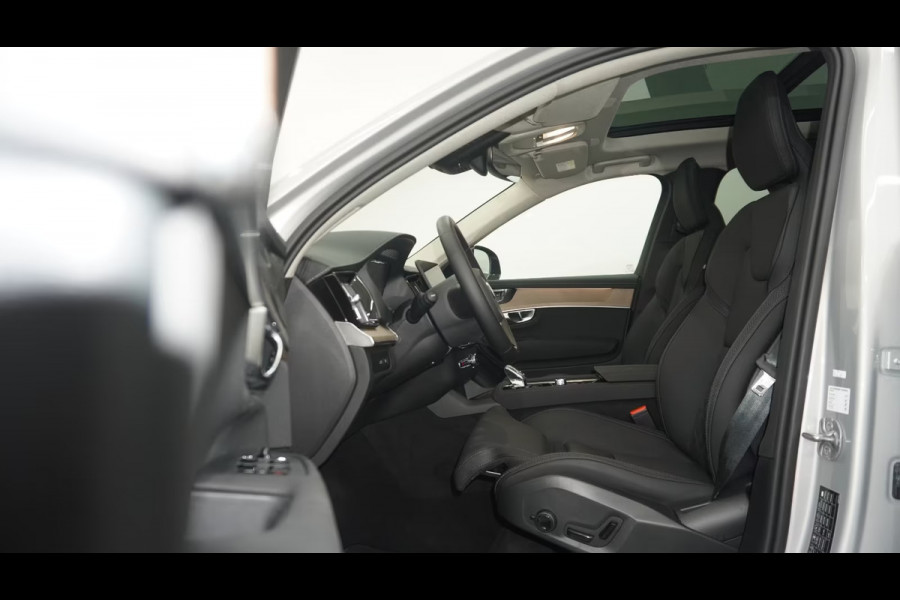Volvo XC90 2.0 T8 Plug-in hybrid AWD Ultra Dark ** FULL OPTIONS, PANORAMA, TREKH, 21-inch LMV, H&K SOUND ** 1e EIG - UNFALLFREI ** ** INFORMEER OOK NAAR ONZE AANTREKKELIJKE FINANCIAL-LEASE TARIEVEN **