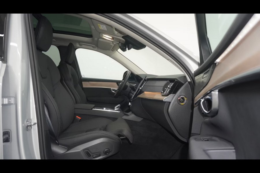 Volvo XC90 2.0 T8 Plug-in hybrid AWD Ultra Dark ** FULL OPTIONS, PANORAMA, TREKH, 21-inch LMV, H&K SOUND ** 1e EIG - UNFALLFREI ** ** INFORMEER OOK NAAR ONZE AANTREKKELIJKE FINANCIAL-LEASE TARIEVEN **